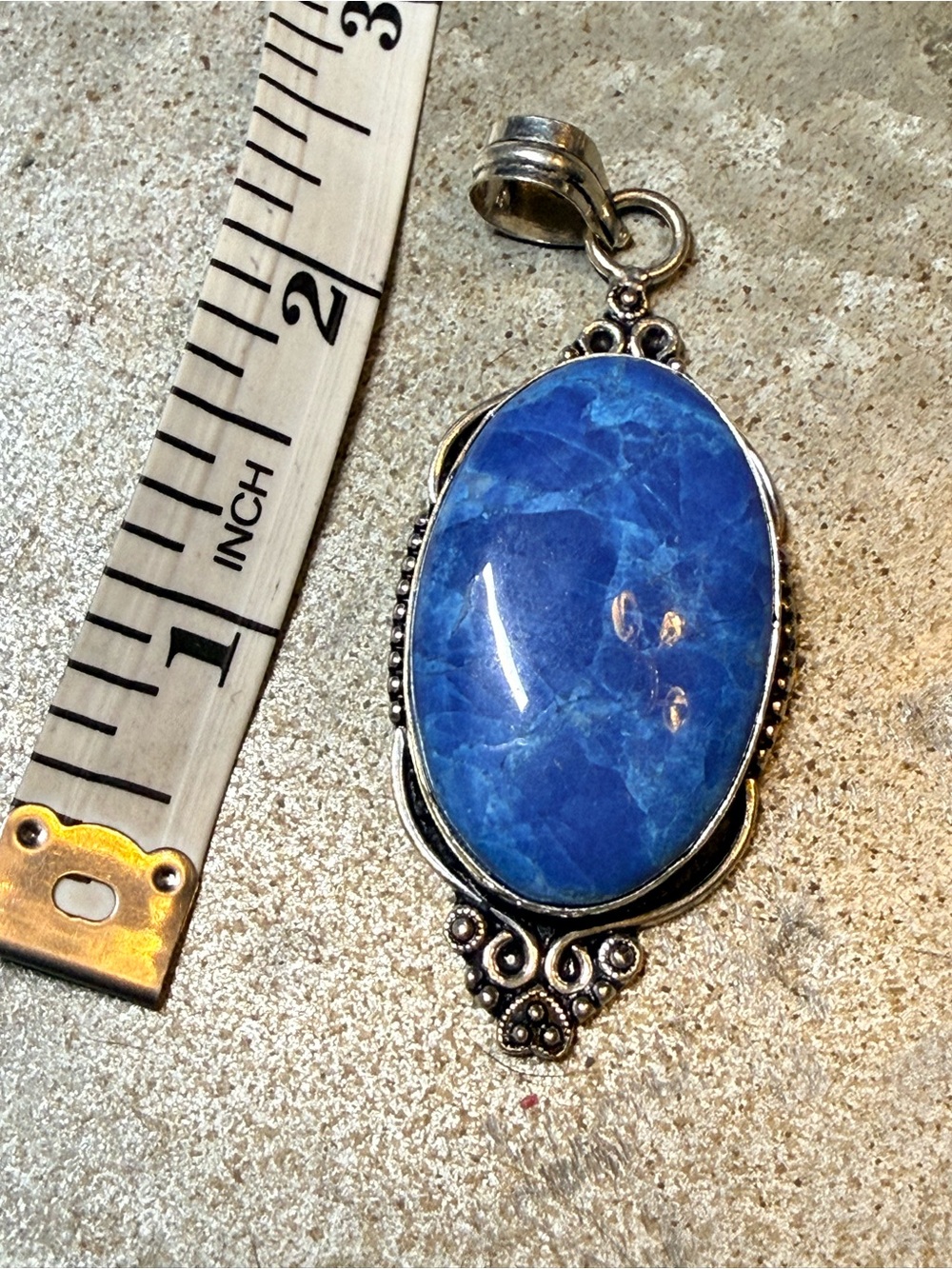 Blue Oval Stone Pendant Necklace - Elegant Silver Accent